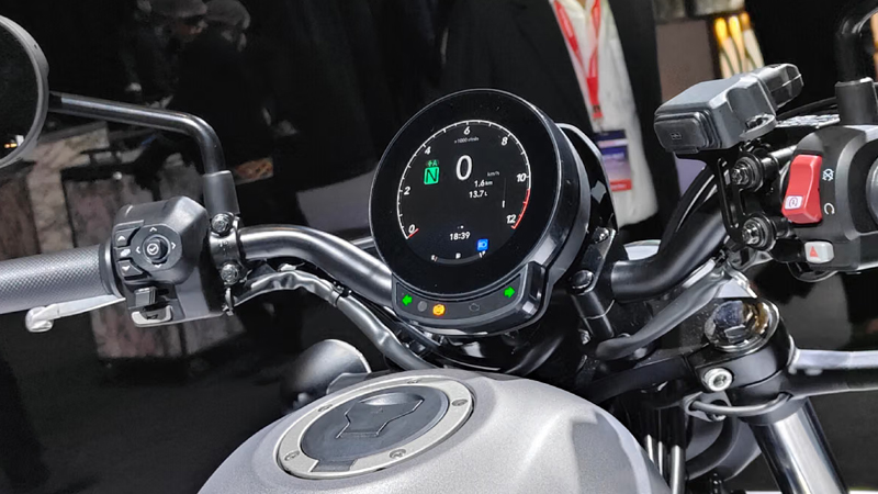 Honda Rebel 300 Bike 4