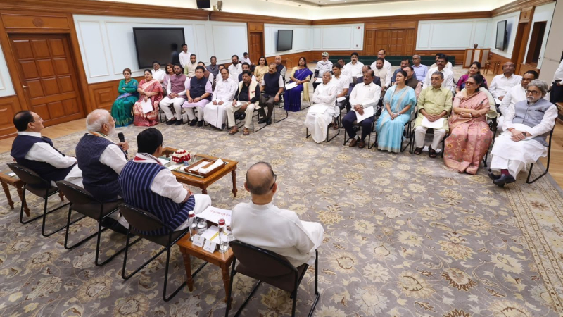 I Am With You Dont Worry PM Modi Reassures Rebel MPs at Special NDA Meeting 1