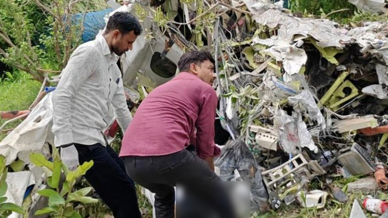 Kanpur Aircraft Crash Two Pilots Killed