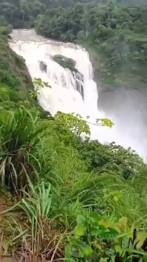 Karnataka Rain Live Updates | ಮಡಿಕೇರಿ - ಮಂಗಳೂರು ಹೈವೇ ಬಳಿ ಭೂಕುಸಿತ 23 MALLALLI FALLS