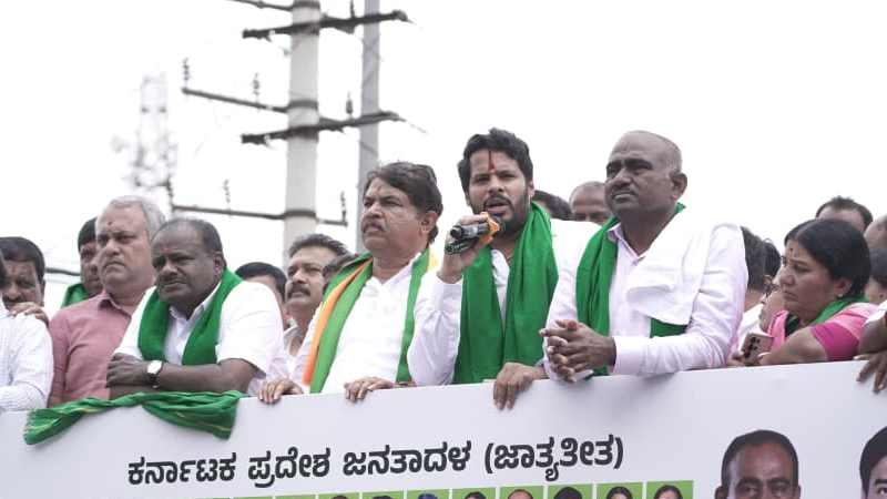 Nikhil Kumaraswamy