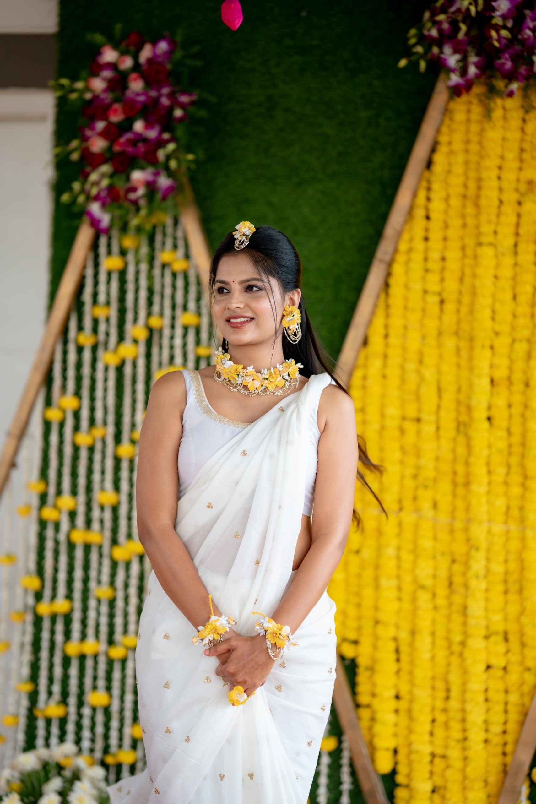 Photo Gallery | ಚಿಕ್ಕಣ್ಣ ಮದುವೆ ಸಡಗರ - ಅರಿಶಿಣ ಶಾಸ್ತ್ರದಲ್ಲಿ ಮಿಂದೆದ್ದ ಭಾವಿ ಪತ್ನಿ ಪಾವನಾ 32 Pavana Chikkanna 14 scaled