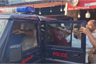 Puttur Xerox Shop Owner Attacked Over Burnt Document Mob Gheroas Police Jeep Cops Resort to Lathi Charge