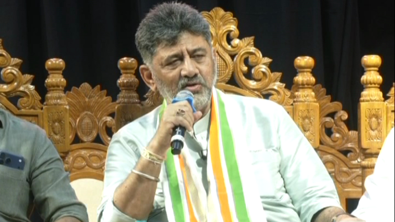 ಧರ್ಮಸಿಂಗ್ ಕಾಲದಲ್ಲಿ ನನ್ನ, ಪರಮೇಶ್ವರ್ರನ್ನ ದೂರ ಇಟ್ಟಿದ್ರು, ತಾಳ್ಮೆ ಇರಬೇಕು: ಅಸಮಾಧಾನಿತ ಶಾಸಕರಿಗೆ ಸಿಎಂ ಕಿವಿಮಾತು
