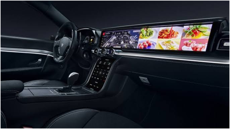 infotainment long screen