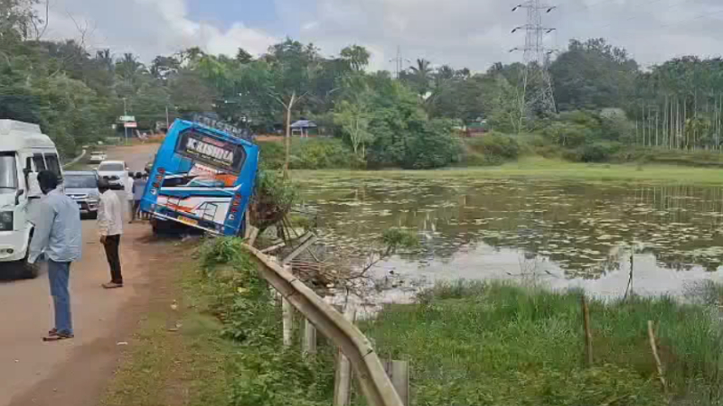 private bus crashes into lake barrier in sagar 10 students injured