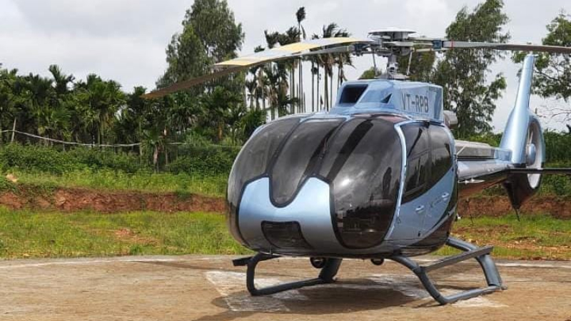 shikaripur kadenandihalli government school students helicopter ride 1