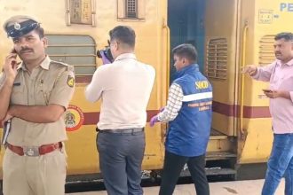 womans body found on train in dharwad rape and murder suspected