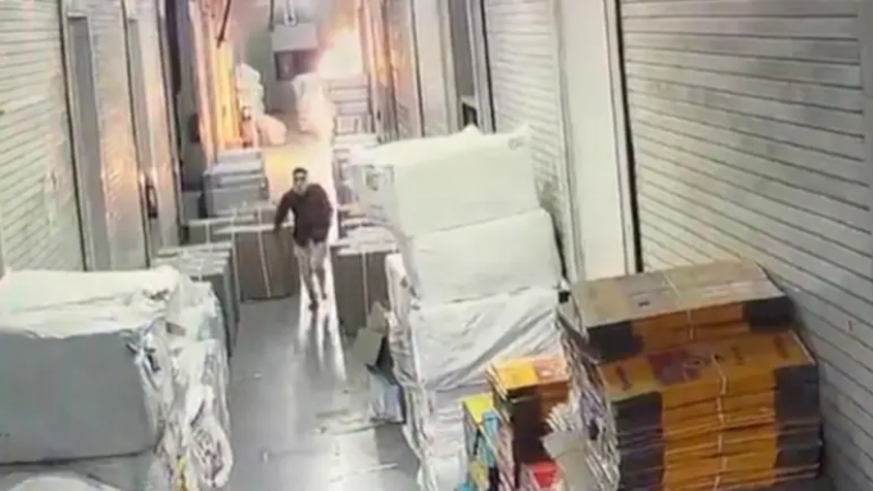 A Rs 24 Crore Revenge Over Rs 10000 Surat Textile Hub Blaze Wasnt An Accident