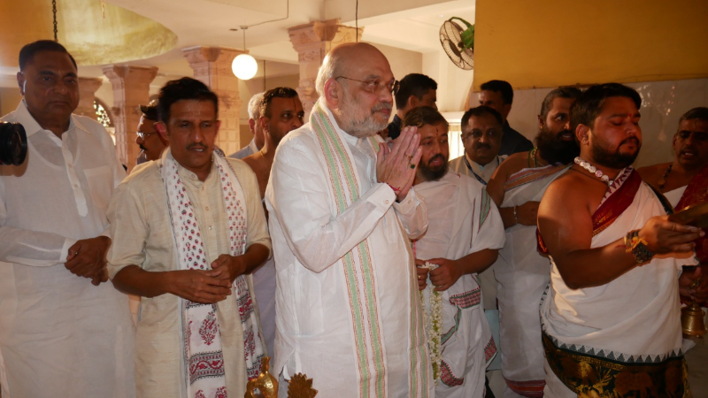 ಪೇಜಾವರ ಶ್ರೀ ಭೇಟಿ ಮಾಡಿದ ಅಮಿತ್ ಶಾ 11 Amit shah met pajwar Shri