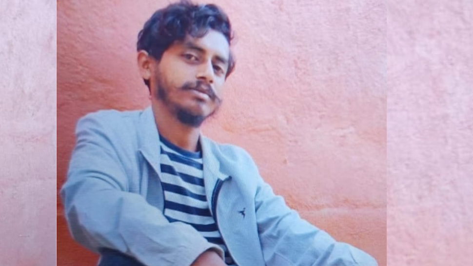 ಆನೇಕಲ್ ರಸ್ತೆ ಬದಿಯ ಪೊದೆಯಲ್ಲಿ ಶವ ಪತ್ತೆ – ಕ್ಷುಲ್ಲಕ ಕಾರಣಕ್ಕೆ ಮಾರಕಾಸ್ತ್ರಗಳಿಂದ ಹೊಡೆದು ಕೊಲೆ