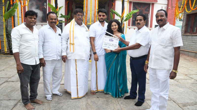 ಬ್ಯಾಂಗಲ್ ಬಂಗಾರಿ ಚಿತ್ರಕ್ಕೆ ಮುಹೂರ್ತ – ಮರಡಿಹಳ್ಳಿ ಚಂದ್ರನಾಗ್ ಡೈರೆಕ್ಟರ್