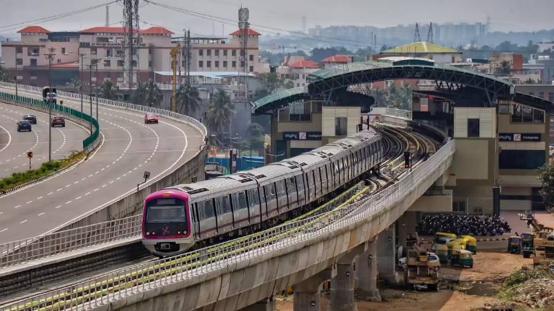 ಈ ಅಪರಿಚಿತ ಬೆಂಗ್ಳೂರು ಯಾರನ್ನು ತನ್ನವರನ್ನಾಗಿ ಮಾಡಿಕೊಳ್ಳುತ್ತದೆ? 11 Bengaluru 1