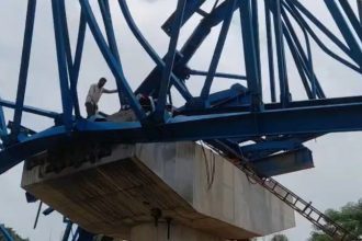 Bihar Bridge Beam Launcher Collapse