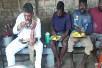 DK Shivakumars Surprise Visit to Yeshwanthpur APMC Has Idli with Laborers at Roadside Stall