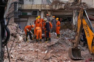 Delhi Building collapse 1