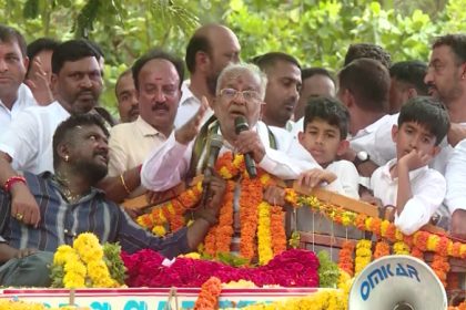 GT Devegowda 4
