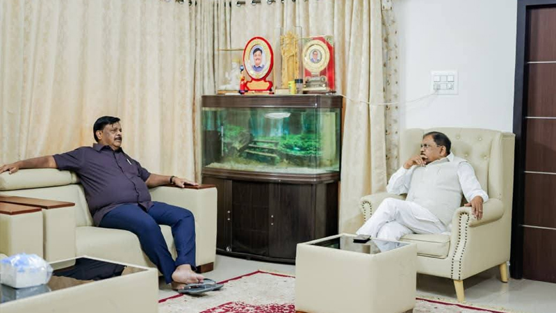HC Mahadevappa G Parameshwar 2