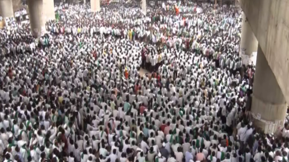 Hubli Former Protest 1