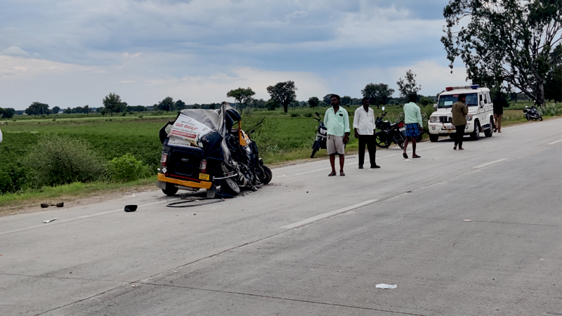 ಕಲಬುರಗಿಯಲ್ಲಿ ಭೀಕರ ಅಪಘಾತ - ತಾಯಿಯೊಂದಿಗೆ 3 ತಿಂಗಳ ಮಗು ಸ್ಥಳದಲ್ಲೇ ಸಾವು 9 Kalaburagi Accident