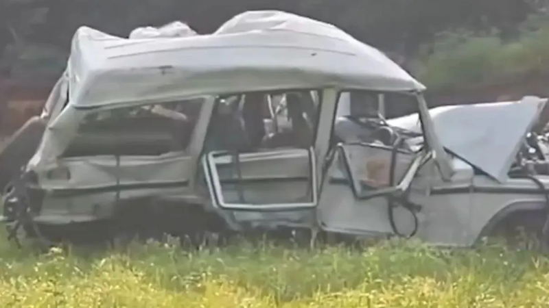 Maharashtra Truck Pickup Accident