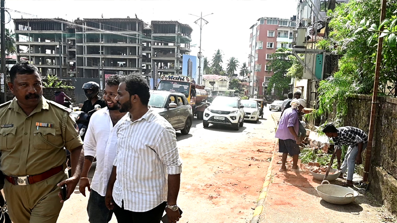 ಮಂಗಳೂರು | ಗೋಡೆ ಕುಸಿದು ವಿದ್ಯಾರ್ಥಿ ಸಾವು -ಕಟ್ಟಡ ಮಾಲೀಕ, ಆಯೋಜಕರ ವಿರುದ್ಧ FIR 11 Mangaluru 2