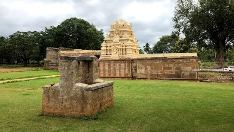 ಗತಕಾಲದ ವೈಭವಕ್ಕೆ ಸಾಕ್ಷಿ: ಮಾರೇಹಳ್ಳಿಯ ಲಕ್ಷ್ಮೀ ನರಸಿಂಹ ದೇಗುಲದ ಇತಿಹಾಸದ ಹೆಜ್ಜೆಗುರುತು! 11 Marehalli Shri Lakshmi Narasimha Swamy Temple 4