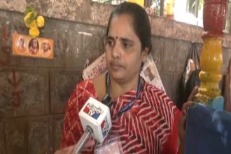 TS Ningamma admired by Modi Bengaluru Street Vendor