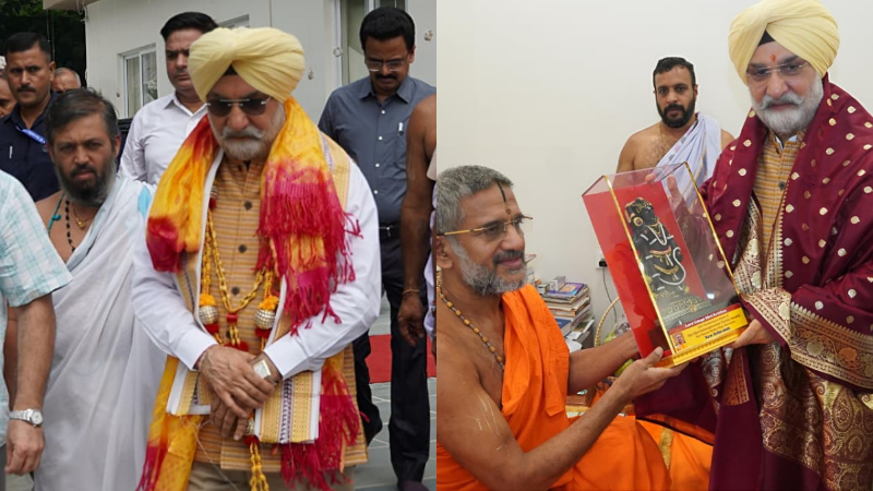 Taranjit Singh Sandhu met pejawar shri