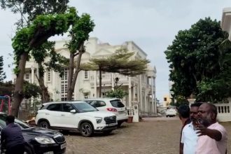 Watchman Suicide At JDS Leader Andanappa House