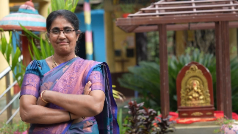 ಹೊಸನಗರದ ಟೀಚರ್ ರತ್ನಕುಮಾರಿಗೆ ರಾಷ್ಟ್ರೀಯ ಶಿಕ್ಷಕ ಪ್ರಶಸ್ತಿ ಪ್ರದಾನ 11 national teacher award presented to ratnakumari a teacher from hosanagara 1