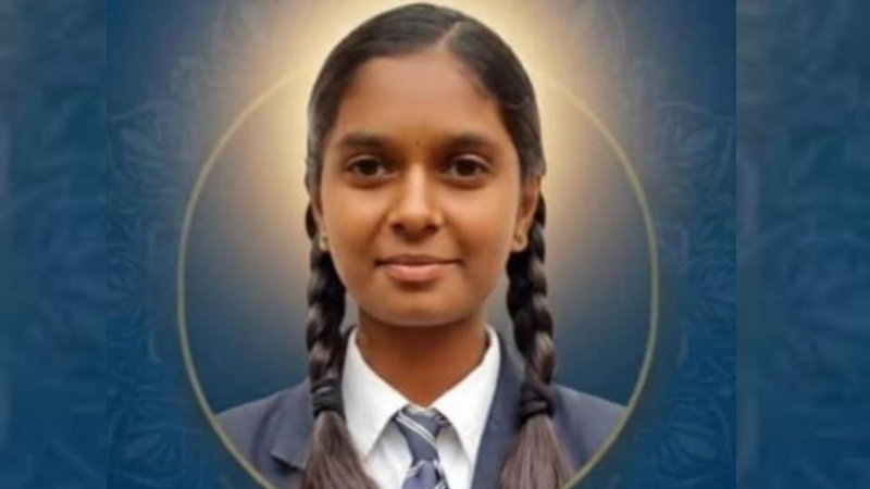 student has committed suicide by hanging herself in chikkanayakanahalli