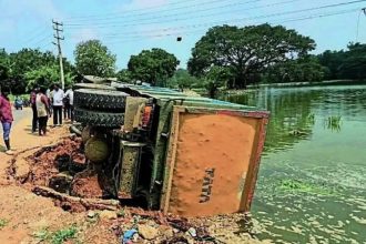 Anekal Lorry Overturn