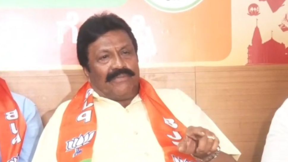 ಸ್ಟಿಂಗ್ ಆಪರೇಷನ್‌ನಿಂದ ತಪ್ಪಿಸಿಕೊಳ್ಳಲು ಸಿಎಂ ಕಿತ್ತೂರಿಗೆ ಓಡಿ ಬಂದಿದ್ದಾರೆ: ಬಿ.ಸಿ ಪಾಟೀಲ್‌