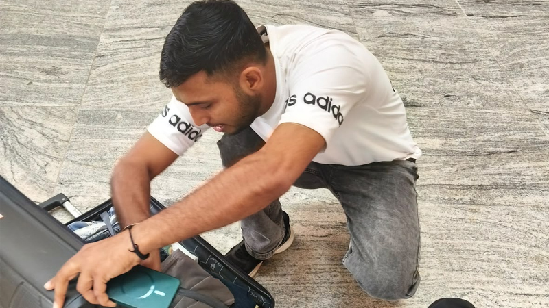 ಬೆಂಗಳೂರು ಏರ್‌ಪೋರ್ಟ್‌ನಲ್ಲಿ ಪ್ರಯಾಣಿಕರಿಂದ ಹಣ ವಸೂಲಿಗೆ ಯತ್ನ – ಅಮಿನ್ ಬಂಧನ!