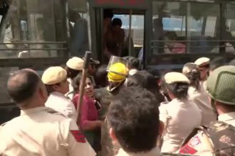 CJP Delhi Protest Live 2 cops injured as stones thrown near Jantar Mantar 50 protesters detained