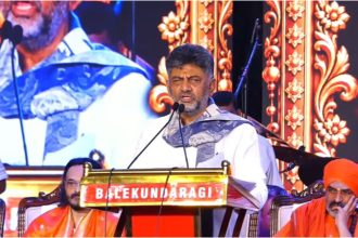 NWKRTC ರಾಣಿ ಚನ್ನಮ್ಮ ಸಾರಿಗೆ ಸಂಸ್ಥೆಯಾಗಿ ಮರುನಾಮಕರಣ: ಕಿತ್ತೂರು ಉತ್ಸವದಲ್ಲಿ ಡಿಕೆಶಿ ಘೋಷಣೆ 16 Kittur Utsav DK Shivakumar