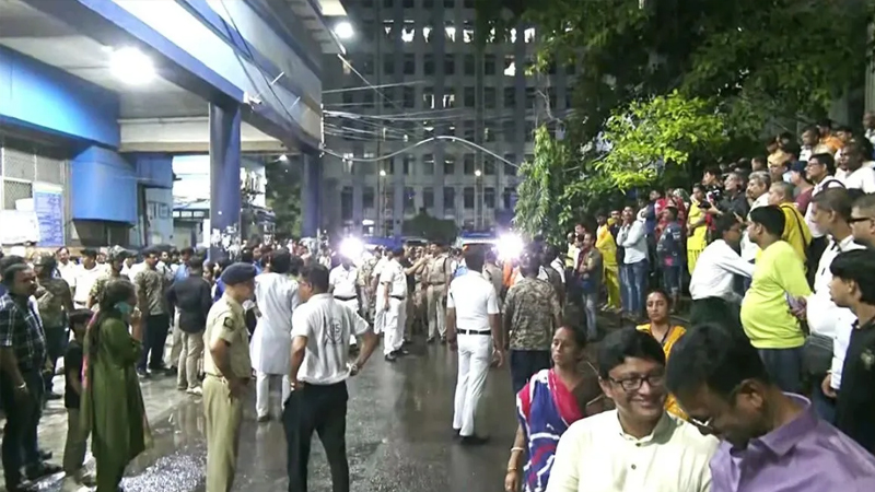 Kolkata Stampede | ದುರ್ಗಾ ಪೆಂಡಾಲ್‌ ಆಯೋಜಕರು ಸೇರಿದಂತೆ 7 ಮಂದಿ ಅರೆಸ್ಟ್‌