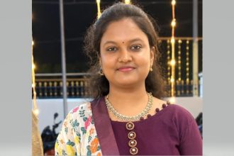ಸಾವಿನಲ್ಲೂ ಸಾರ್ಥಕತೆ ಮೆರೆದ ಕೋಲಾರದ ಯುವತಿ: ಅಂಗಾಂಗ ದಾನ ಮಾಡಿ ಇಬ್ಬರಿಗೆ ಮರುಜನ್ಮ ನೀಡಿದ ಶ್ವೇತಾ 12 Life After Death Brain Dead KGF Woman Shwetha Gives New Lease of Life to Two Through Organ Donation