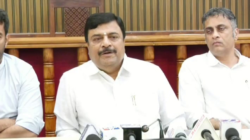 ಮುಂದಿನ 7-8 ತಿಂಗಳು ಕಠಿಣ ದಿನಗಳನ್ನ ಎದುರಿಸಬೇಕಾಗಬಹುದು – ನೀರಿನ ಮಿತ ಬಳಕೆಗೆ ಕೃಷಿ ಸಚಿವರ ಕರೆ