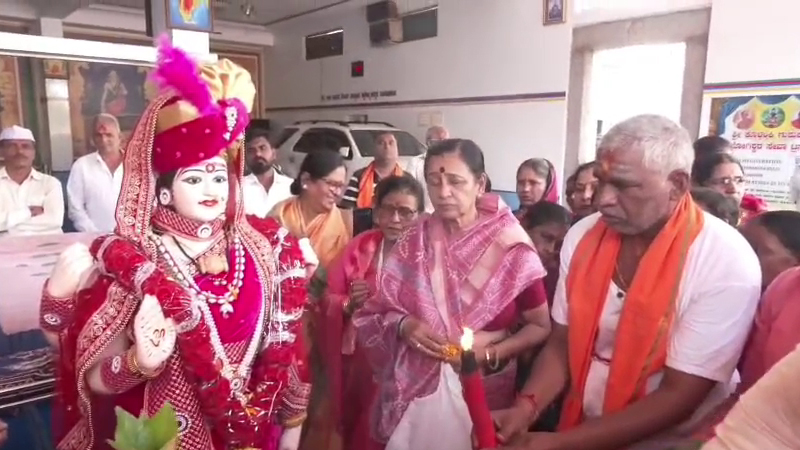 ಅಂಬಾಭವಾನಿ ಘಟಸ್ಥಾಪನೆ - ರಾಯಚೂರಿನಲ್ಲಿ ನವರಾತ್ರಿ ಉತ್ಸವಕ್ಕೆ ಅದ್ಧೂರಿ ಚಾಲನೆ 10 Raichur Dasara 2