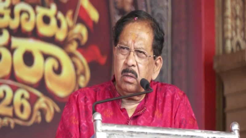 ತುಮಕೂರು ದಸರಾಗೆ ಅದ್ಧೂರಿ ಚಾಲನೆ - ಧ್ವಜಾರೋಹಣ ನೆರವೇರಿಸಿದ ಡಿಸಿಎಂ ಪರಮೇಶ್ವರ್ 11 Tumakuru Dasara G Parameshwar 2