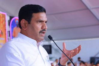 MLC ಚುನಾವಣೆ ಸೋತಿದ್ದಕ್ಕೆ ಸಿಎಂ ಹಾಲಿನ ದರ ಏರಿಕೆ ನಿರ್ಧಾರ ಮಾಡಿದಂತೆ ಕಾಣಿಸ್ತಿದೆ - ವಿಜಯೇಂದ್ರ 19 Vijayendra