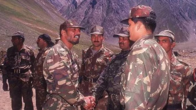 When Nana Patekar Left Films To Serve In Army During Kargil War