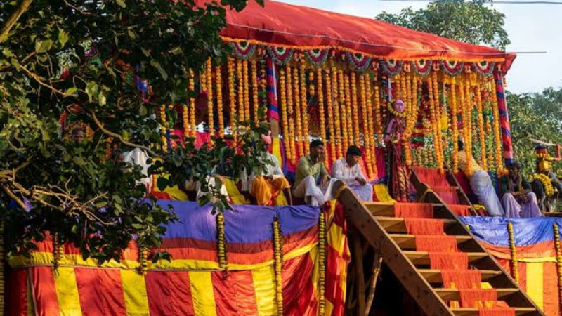 ದೇಶದಲ್ಲೇ ವಿಭಿನ್ನ ದಸರಾ ಆಚರಣೆ - ರಾವಣನ ದಹನವಿಲ್ಲದ 75 ದಿನಗಳ ಆಚರಣೆ ಬಗ್ಗೆ ನಿಮಗೆಷ್ಟು ಗೊತ್ತು? 8 bastar dasara 1