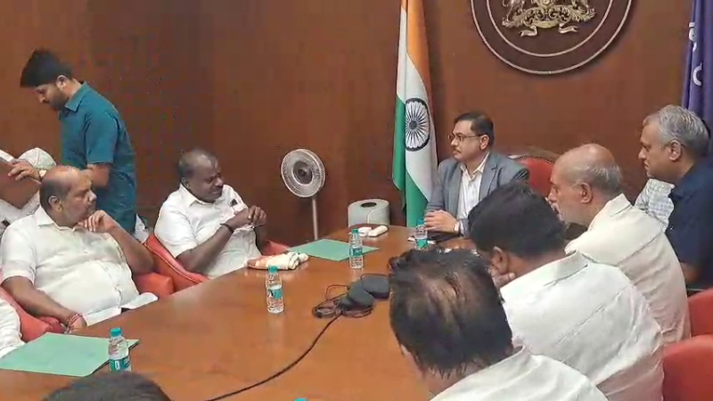 ಸ್ಟಿಂಗ್ ರೂವಾರಿಗಳ ಬಂಧನಕ್ಕೆ ಆಗ್ರಹ – ಡಿಜಿಪಿ ಸಲೀಂಗೆ ದೂರು ನೀಡಿದ ಹೆಚ್‌ಡಿಕೆ
