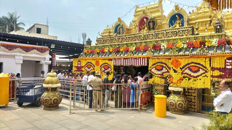 ಹಾಸನಾಂಬೆ ದರ್ಶನೋತ್ಸವಕ್ಕೆ ಕ್ಷಣಗಣನೆ, ಗುರುವಾರ ಗರ್ಭಗುಡಿ ಓಪನ್ – ನಾಳೆ ಸಾರ್ವಜನಿಕರಿಗಿಲ್ಲ ದರ್ಶನ ಭಾಗ್ಯ!